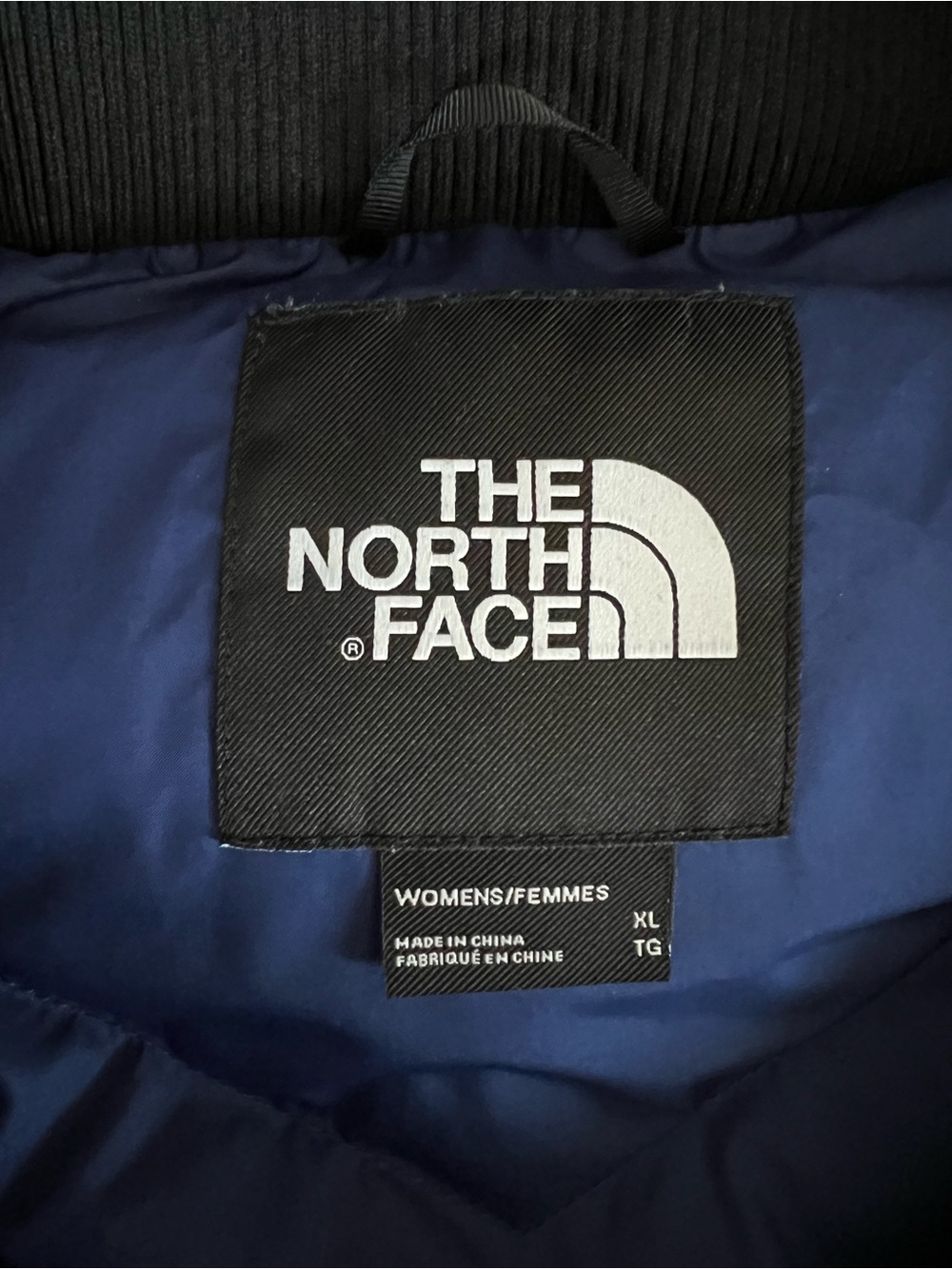 The North Face Women's Blue Long Puffer Vest - Picture 8 of 9